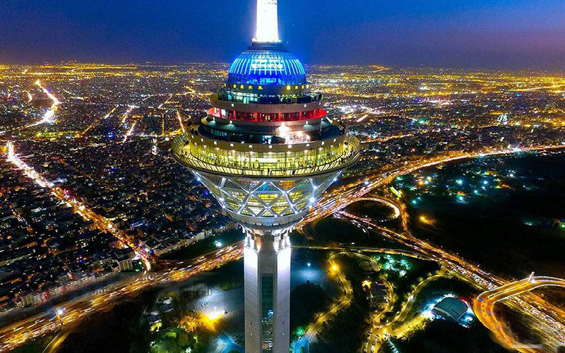 راهنمای انتخاب بهترین رواندرمانگر در قلب ایران؛ پایتخت تهران